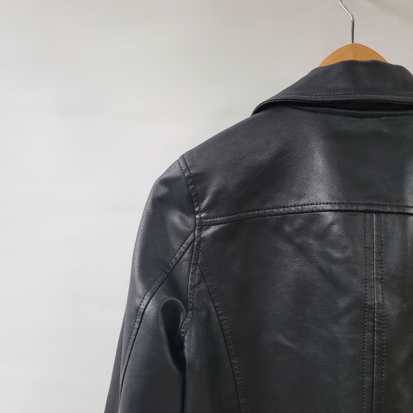 BlankNYC Black Moto Jacket Size XS Faux Leather Minimalist Chic Silver Zippers - Picture 11 of 16